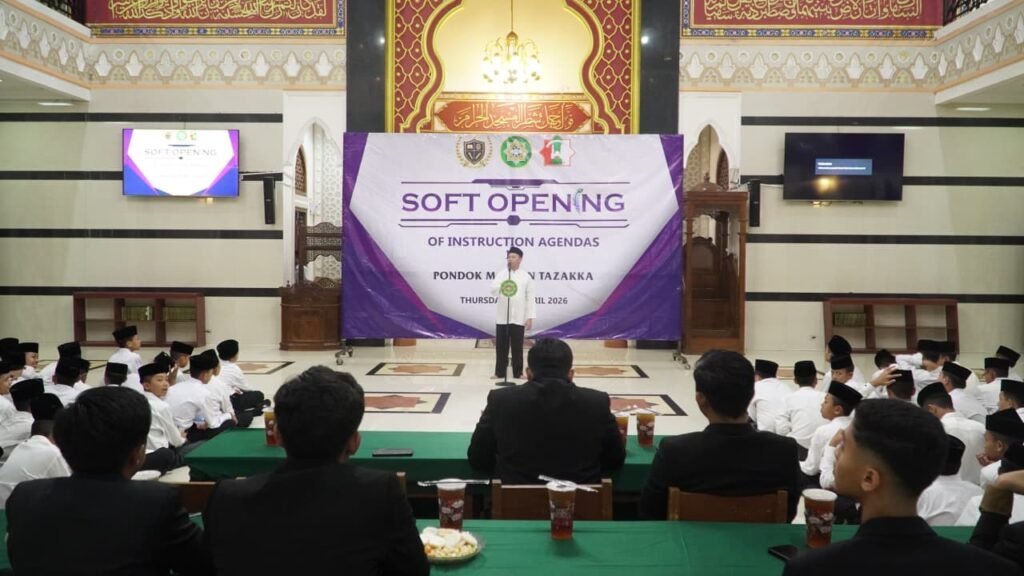 Pondok Modern Tazakka Gelar Soft Opening Instruction Agenda