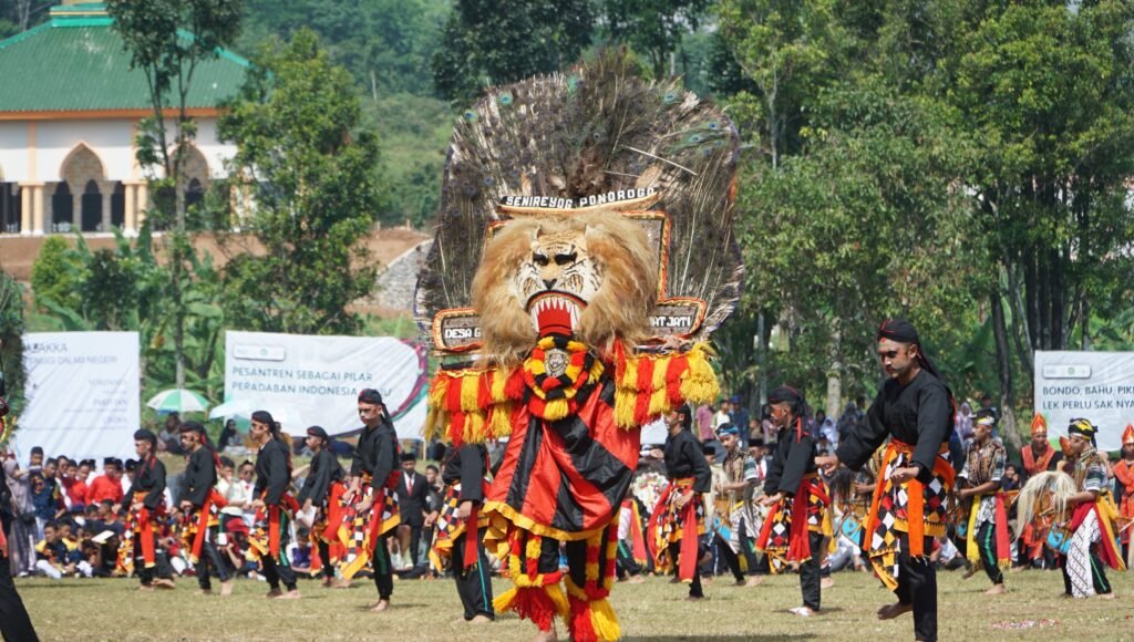 SANTRI DAN TANTANGAN KEMAJEMUKAN