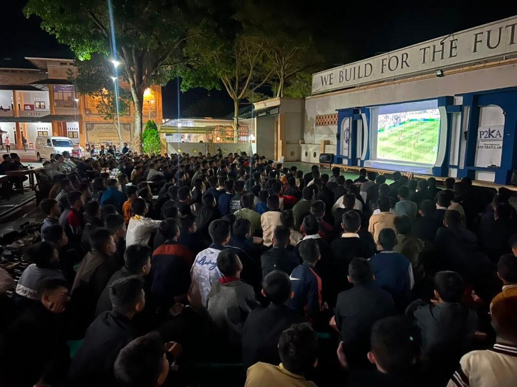 Tazakka Adakan Nonton Bareng Final Piala Dunia 2026, Pererat Kebersamaan Santri